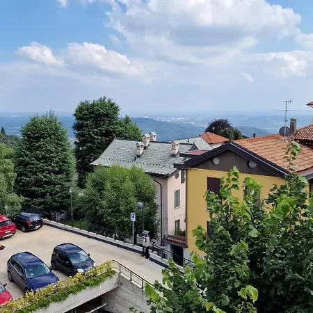 Monti * Brunate